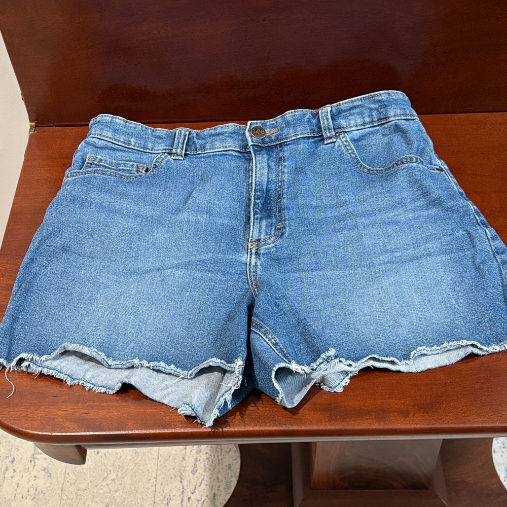 Lee Women's Classic Blue Jean Shorts